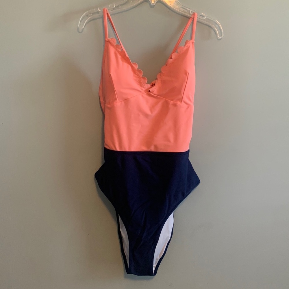 Cupshe One Piece Halter Top Bathing Suit w/Ruffles